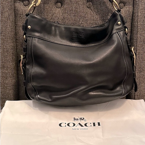 Coach Zoe Shoulder Bag - Picture 2 of 6